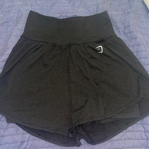 Gym shark flowy shorts